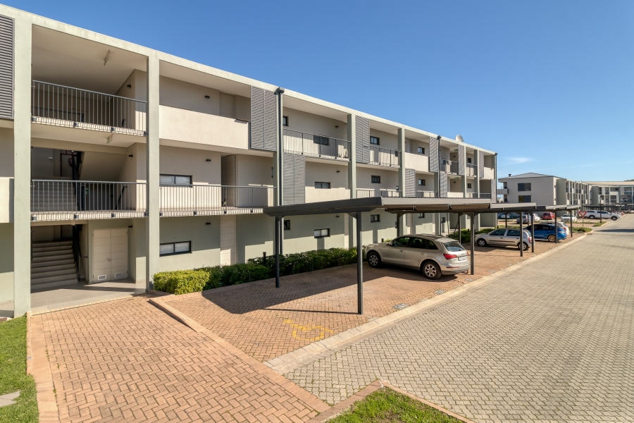 2 Bedroom Property for Sale in Somerset Lakes Western Cape